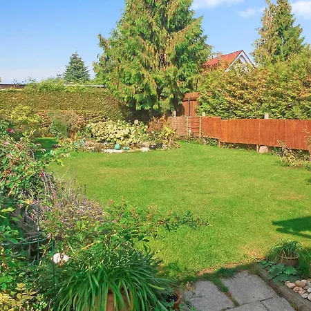 Apartament Cozy In Waren Mueritz With Kitchen